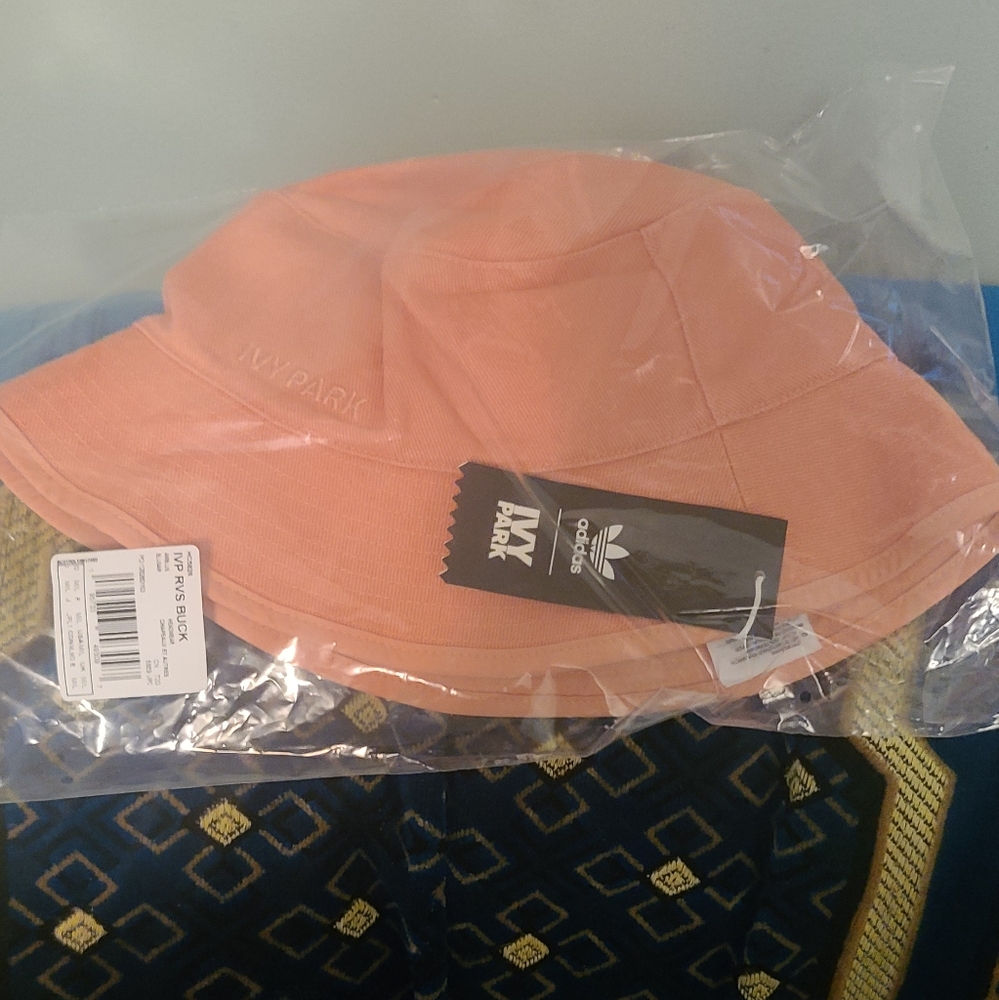 ADIDAS x IVY PARK Rodeo Bucket Hatt - Picture 3 of 4